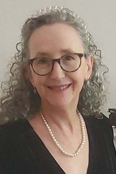 Photo of Naomi Yavneh Klos